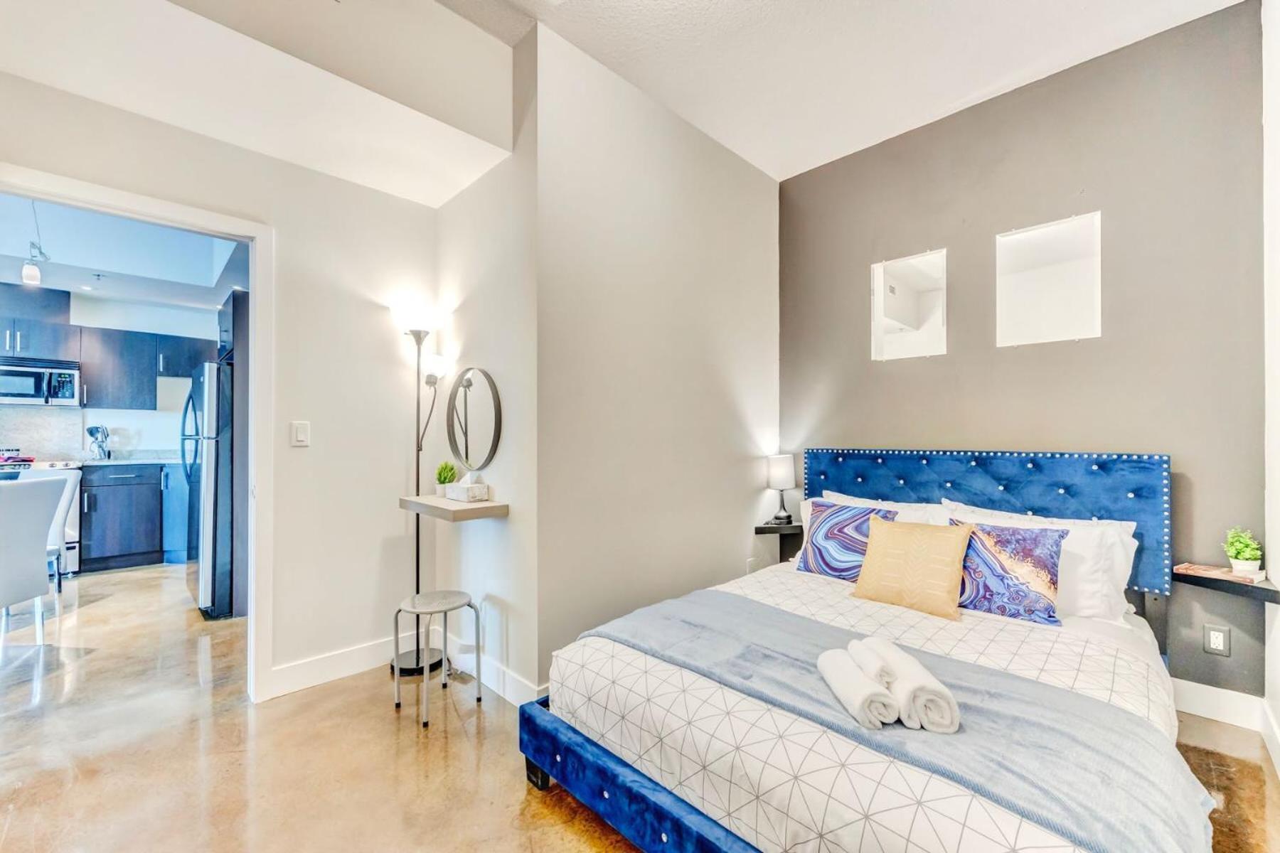 Luxury 2Br Condo - King Bed - Stunning City Views Κάλγκαρι Εξωτερικό φωτογραφία